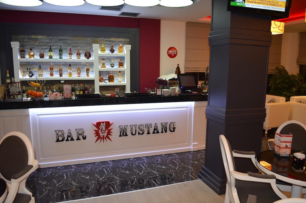 Hotel Mustang Vasqarr Exterior foto