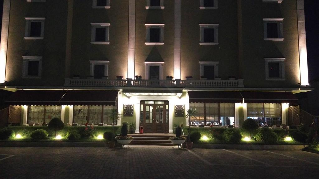 Hotel Mustang Vasqarr Exterior foto